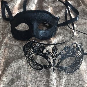 Masquerade mask set